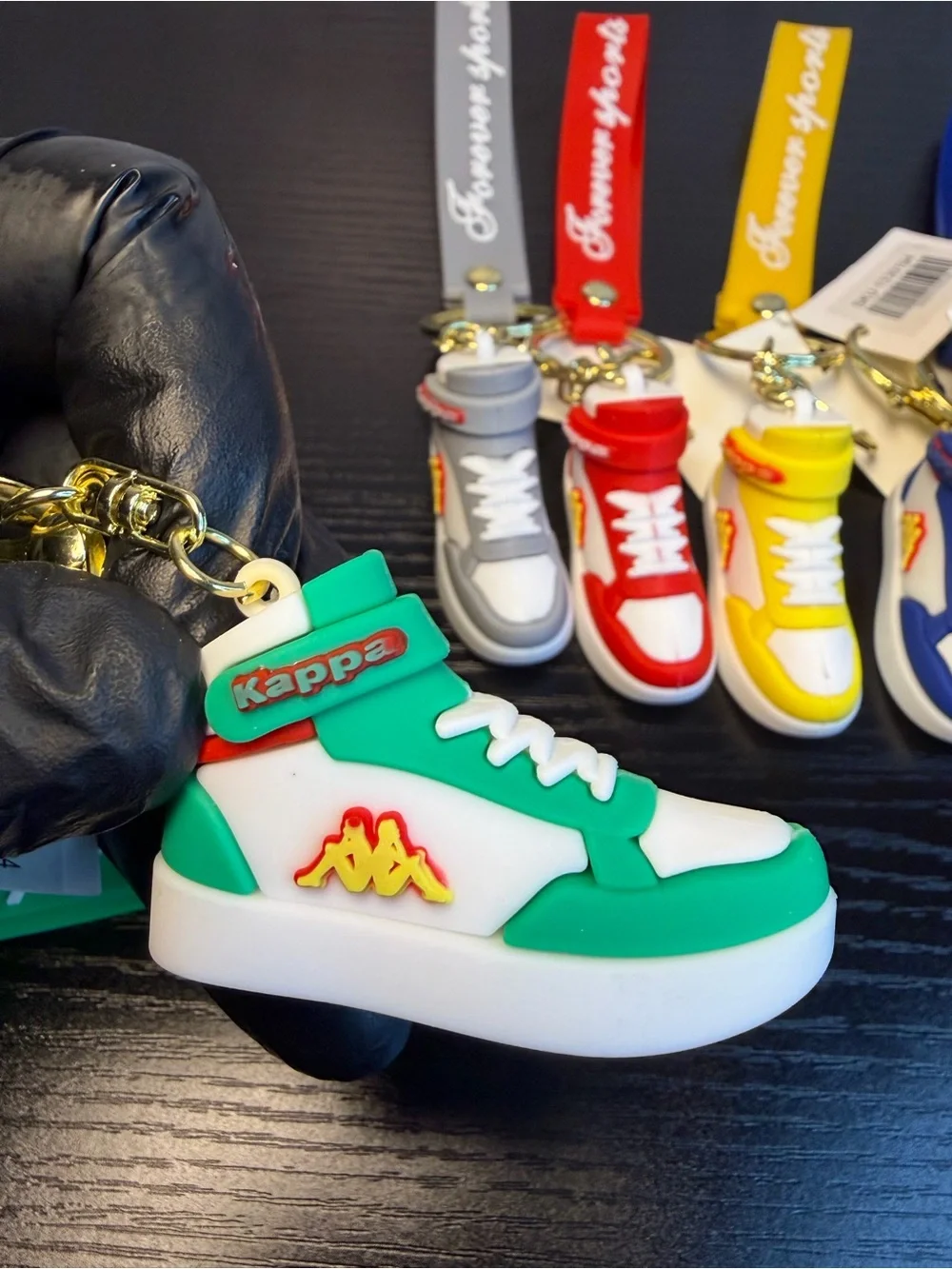 6Pcs Sneaker Keychain - Multicolor Set GREAT FOR GIFTS.